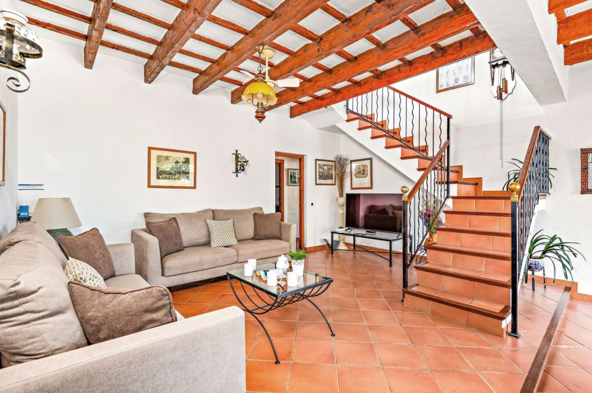 Main living room at Finca Llucasaldent Menor