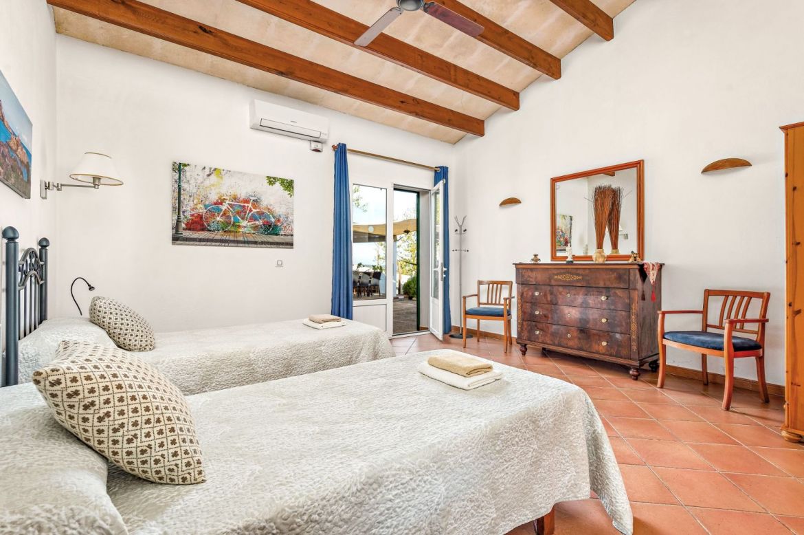 Double bedroom at Finca Llucasaldent Menor